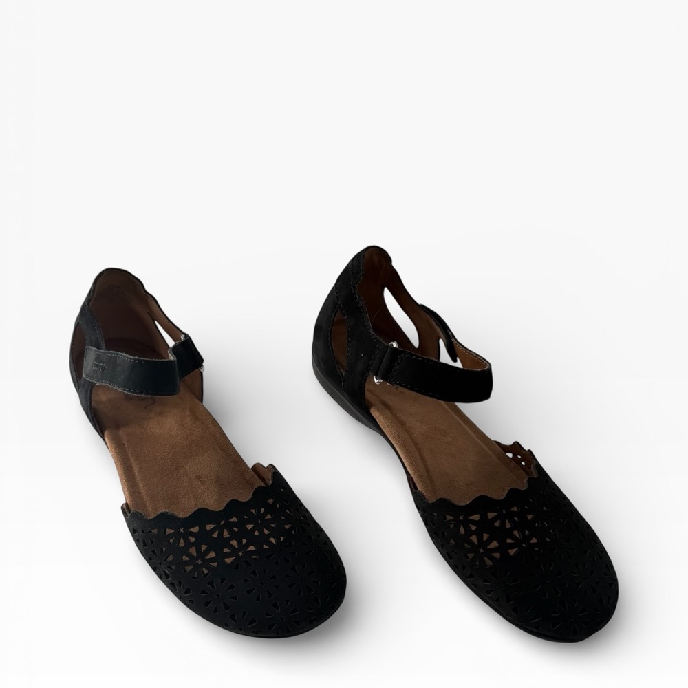 Earth Origins Leather Floral Cutouts Scalloped Edge Mary Jane Boho Flats Sz 6.5 - Picture 3 of 9